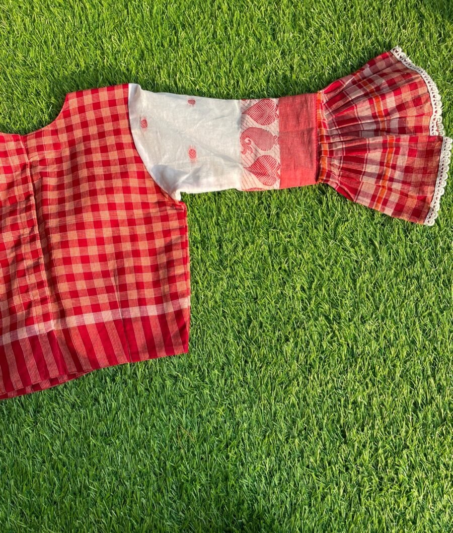 Bellsleeves Taant - Image 3