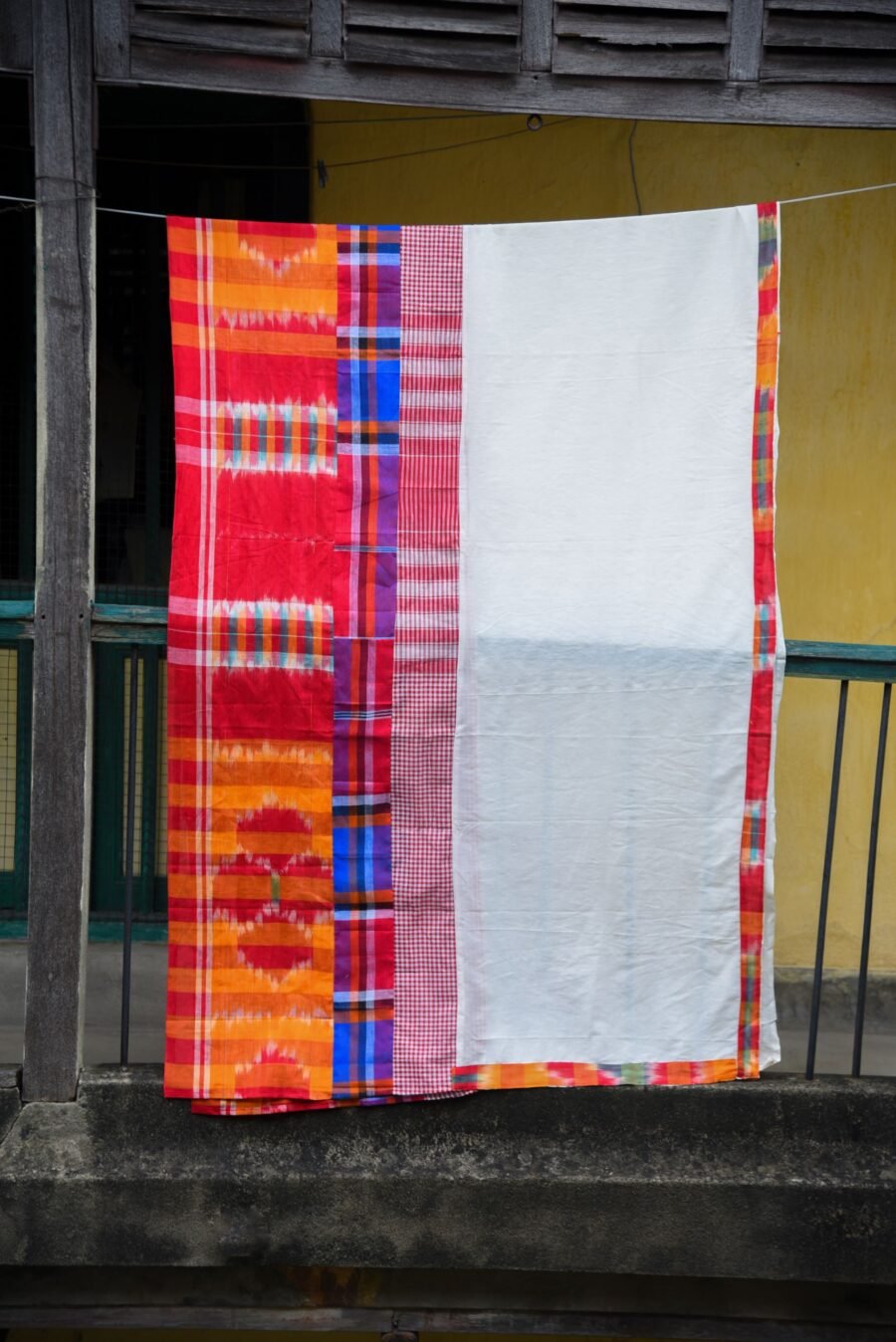 Flamboyant White - Image 4