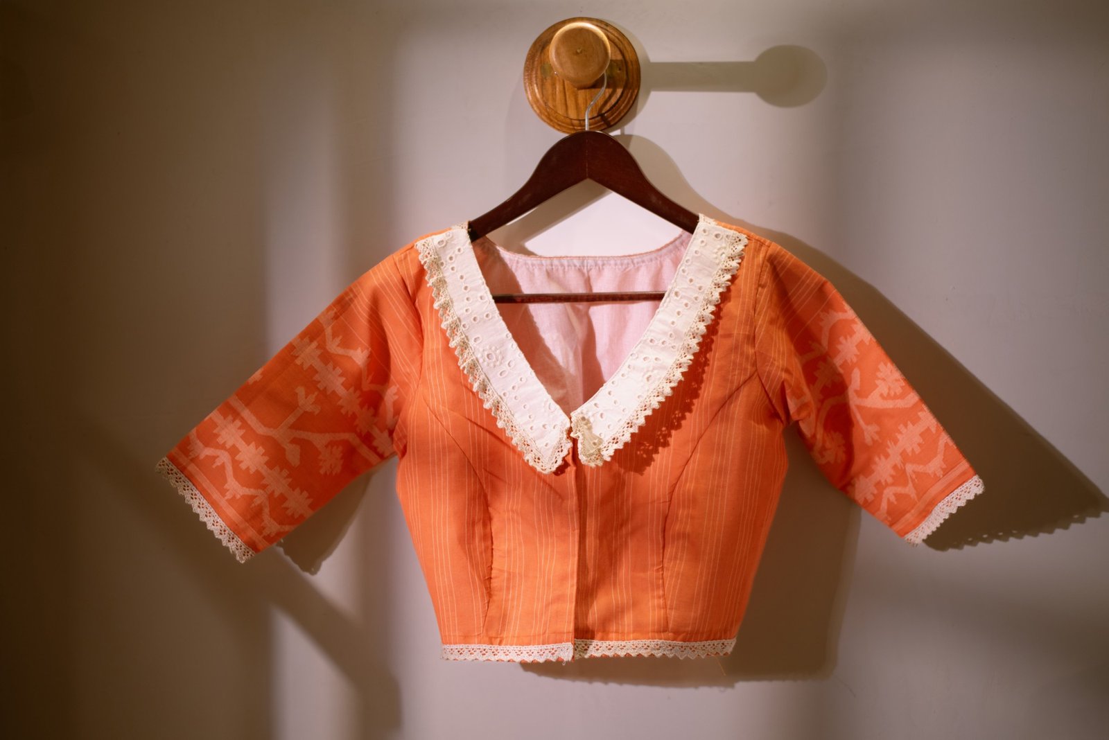 Terracotta jamdani blouse - Image 5